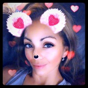 Meet your Posher, Jacqueline